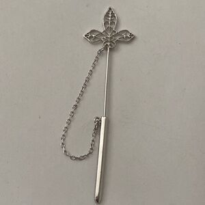 Silver Vintage Wells Sterling Hat Floral Cross Stick Pin Brooch